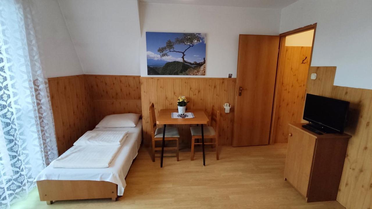 Goscinne Barka - 300m Do Restauracji - 900m Do Jeziora I Velo Czorsztyn Homestay *